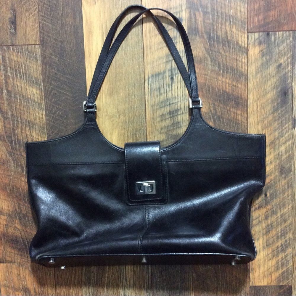 A. Gianetti Black Leather Purse Magnetic Closure